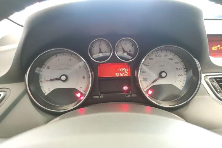 Used Peugeot 308 2014 Enjoy Edition Classic 1.6L Manual YouShang Model Instrument Cluster