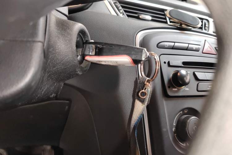 Used Peugeot 308 2014 Enjoy Edition Classic 1.6L Automatic Premium Model Interior 1