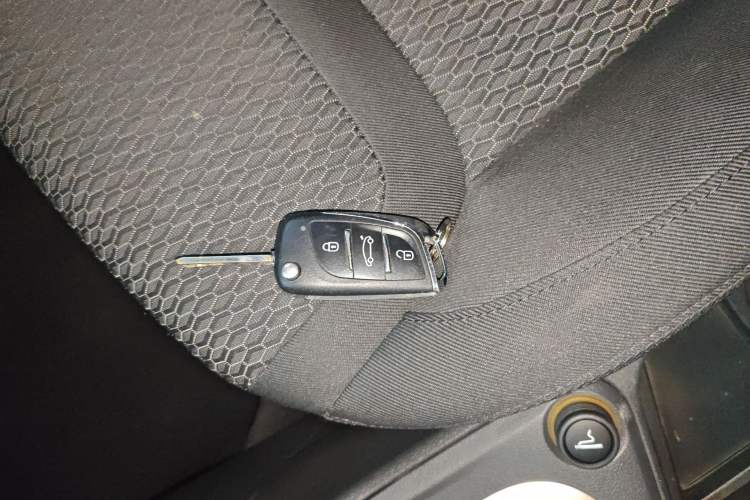 Used Peugeot 308 2014 Enjoy Edition Classic 1.6L Automatic Premium Model Interior 1