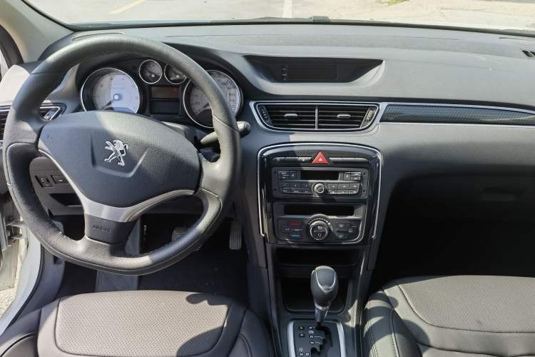 Used Peugeot 308 2014 Enjoy Edition Classic 1.6L Automatic Premium Model Interior 2