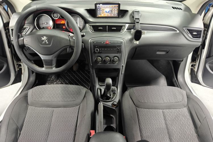 Used Peugeot 308 2014 Enjoy Edition Classic 1.6L Manual YouShang Model Interior 2