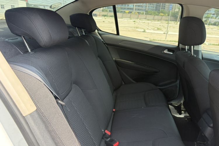 Used Peugeot 308 2014 Enjoy Edition Classic 1.6L Automatic Premium Model Interior 8