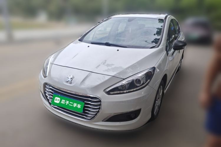 Used Peugeot 308 2014 Enjoy Edition Classic 1.6L Manual Fashion Model Guazi used car, China used car export, Used car for sale, Used cars, Cheapest cars for sale