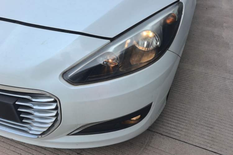 Used Peugeot 308 2014 Enjoyment Edition Classic 1.6L Automatic Fashion Model Left Front Headlight