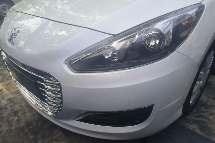 Used Peugeot 308 2014 Enjoy Edition Classic 1.6L Manual Fashion Model Left Front Headlight