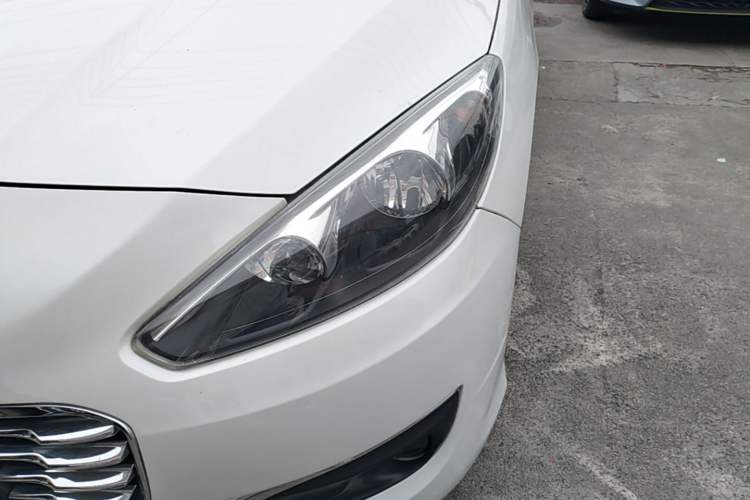 Used Peugeot 308 2014 Enjoy Edition Classic 1.6L Manual YouShang Model Left Front Headlight