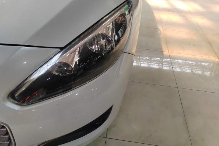 Used Peugeot 308 2014 Enjoy Edition Classic 1.6L Automatic Premium Model Left Front Headlight