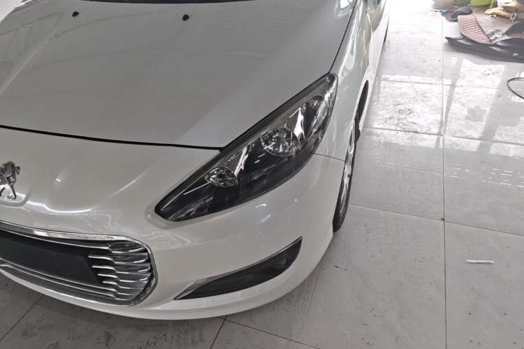 Used Peugeot 308 2014 Enjoy Edition Classic 1.6L Automatic Premium Model Left Front Headlight