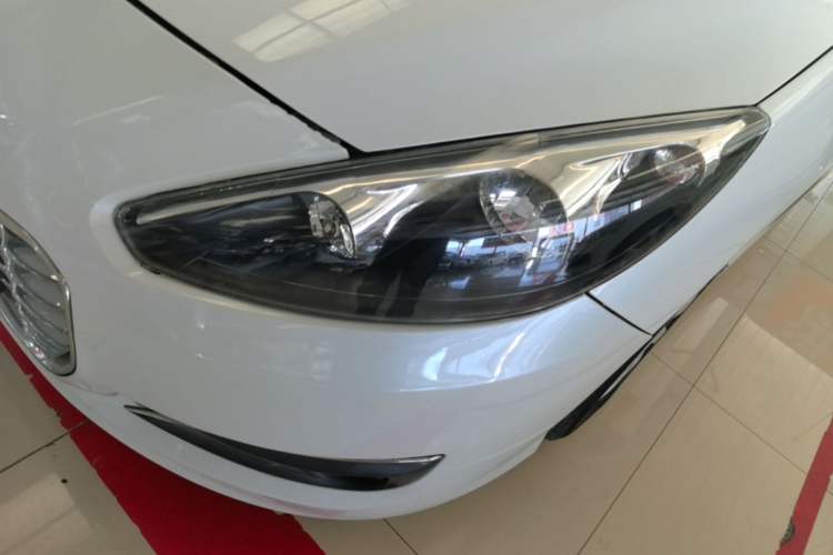 Used Peugeot 308 2014 Enjoy Edition Classic 1.6L Automatic Premium Model Left Front Headlight