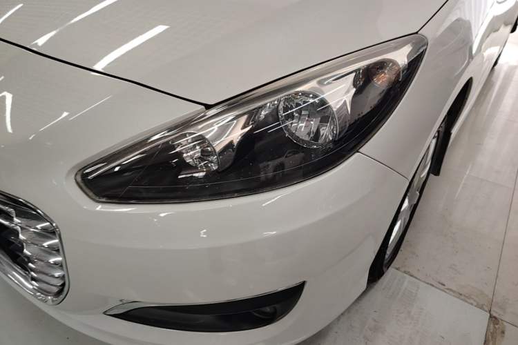 Used Peugeot 308 2014 Enjoyment Edition Classic 1.6L Automatic Fashion Model Left Front Headlight