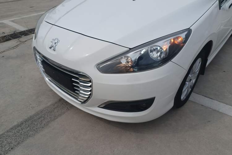 Used Peugeot 308 2014 Enjoy Edition Classic 1.6L Manual YouShang Model Left Front Headlight