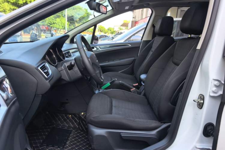 Used Peugeot 308 2014 Enjoyment Edition Classic 1.6L Automatic Fashion Model Left Front Seat