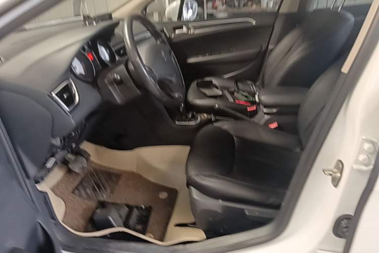 Used Peugeot 308 2014 Enjoyment Edition Classic 1.6L Automatic Fashion Model Left Front Seat