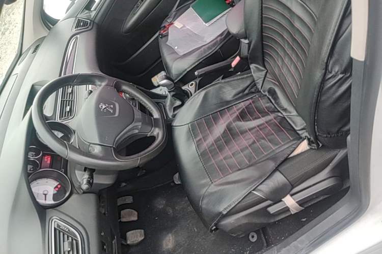 Used Peugeot 308 2014 Enjoy Edition Classic 1.6L Manual Fashion Model Left Front Seat