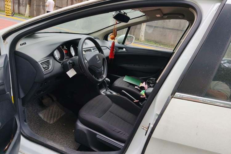 Used Peugeot 308 2014 Enjoy Edition Classic 1.6L Automatic Premium Model Left Front Seat
