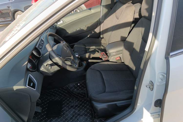 Used Peugeot 308 2014 Enjoy Edition Classic 1.6L Manual YouShang Model Left Front Seat