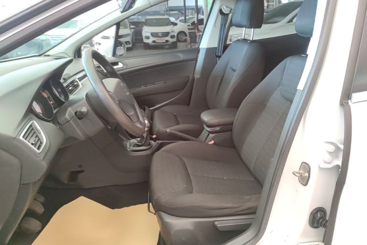 Used Peugeot 308 2014 Enjoy Edition Classic 1.6L Manual YouShang Model Left Front Seat