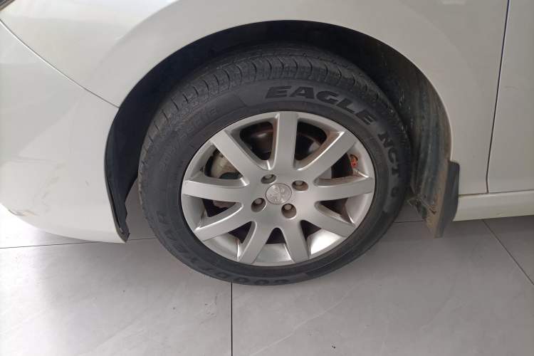 Used Peugeot 308 2014 Enjoyment Edition Classic 1.6L Automatic Fashion Model Left Front Wheel Hub