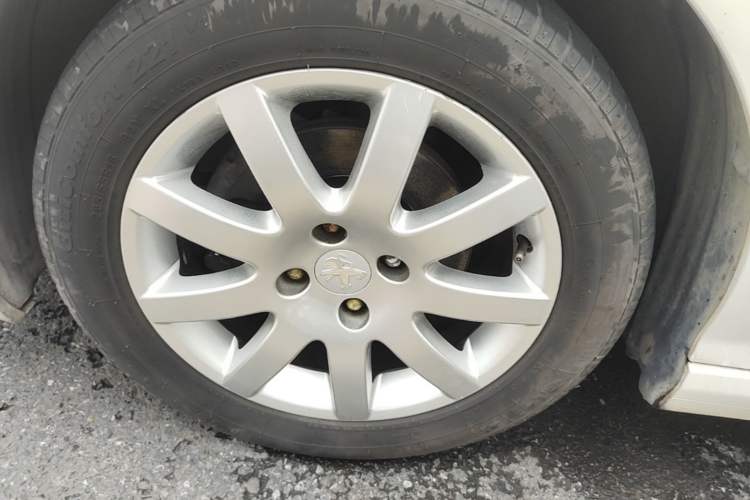 Used Peugeot 308 2014 Enjoy Edition Classic 1.6L Manual Fashion Model Left Front Wheel Hub