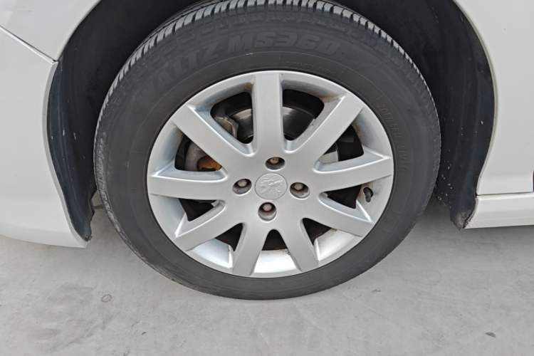 Used Peugeot 308 2014 Enjoyment Edition Classic 1.6L Automatic Fashion Model Left Front Wheel Hub