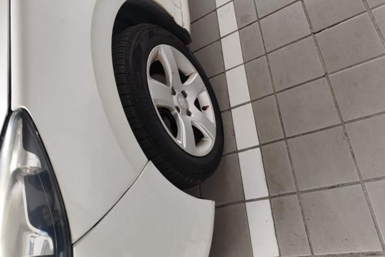 Used Peugeot 308 2014 Enjoy Edition Classic 1.6L Automatic Premium Model Left Front Wheel Hub