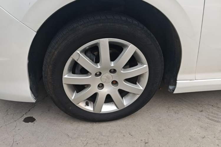 Used Peugeot 308 2014 Enjoyment Edition Classic 1.6L Automatic Fashion Model Left Front Wheel Hub