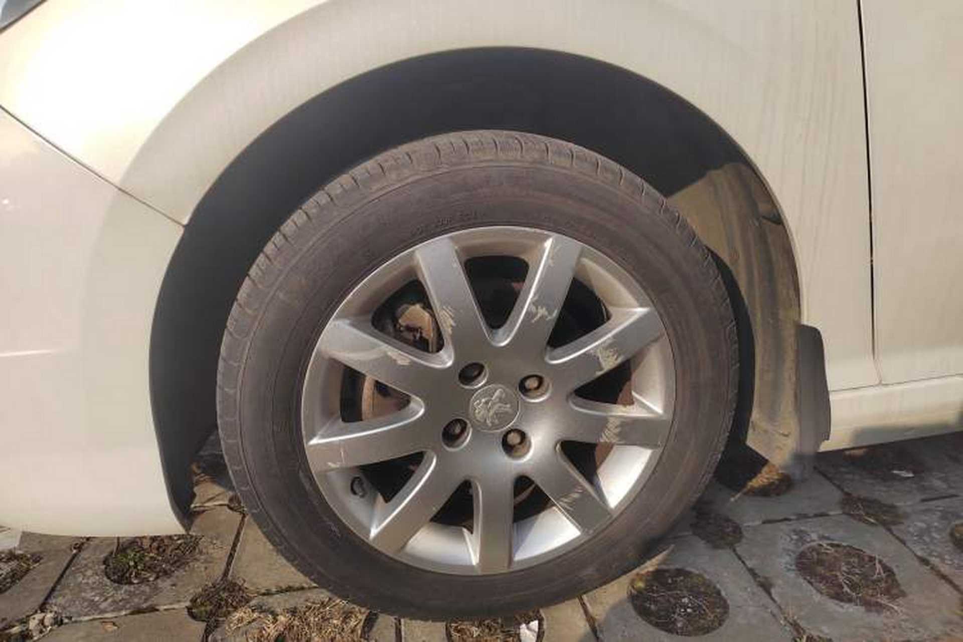 Used Peugeot 308 2014 Enjoy Edition Classic 1.6L Automatic Premium Model Left Front Wheel Hub