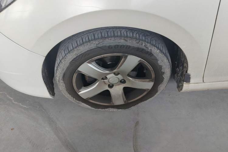 Used Peugeot 308 2014 Enjoy Edition Classic 1.6L Automatic Premium Model Left Front Wheel Hub