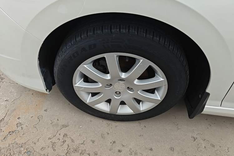 Used Peugeot 308 2014 Enjoy Edition Classic 1.6L Manual YouShang Model Left Front Wheel Hub