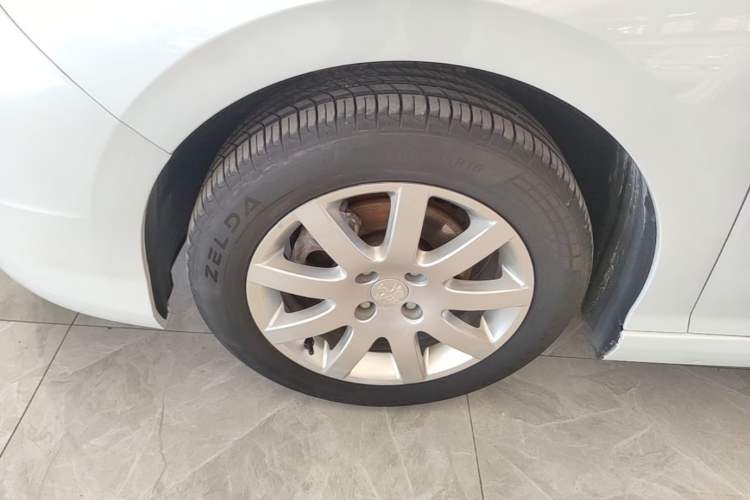 Used Peugeot 308 2014 Enjoy Edition Classic 1.6L Manual YouShang Model Left Front Wheel Hub