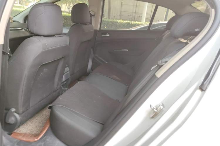 Used Peugeot 308 2014 Enjoy Edition Classic 1.6L Manual YouShang Model Left Rear Seat