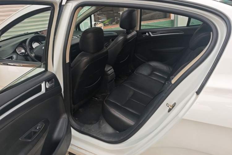 Used Peugeot 308 2014 Enjoyment Edition Classic 1.6L Automatic Fashion Model Left Rear Seat