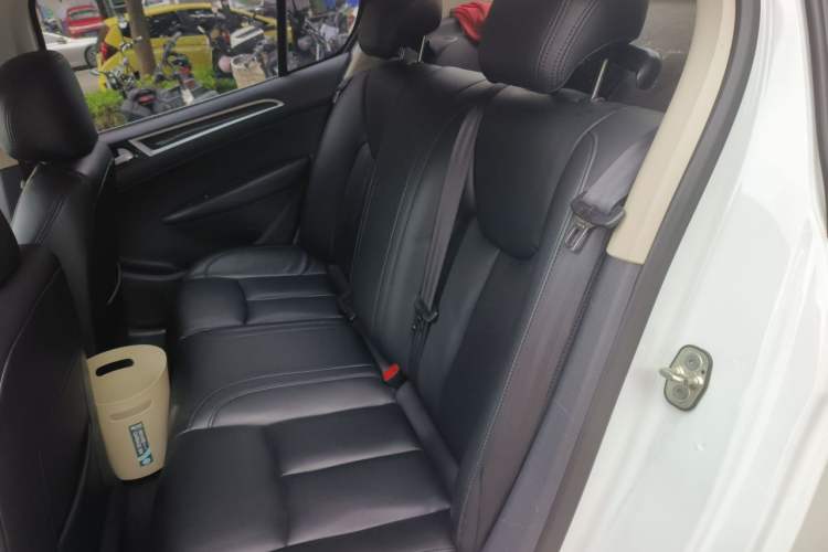 Used Peugeot 308 2014 Enjoyment Edition Classic 1.6L Automatic Fashion Model Left Rear Seat