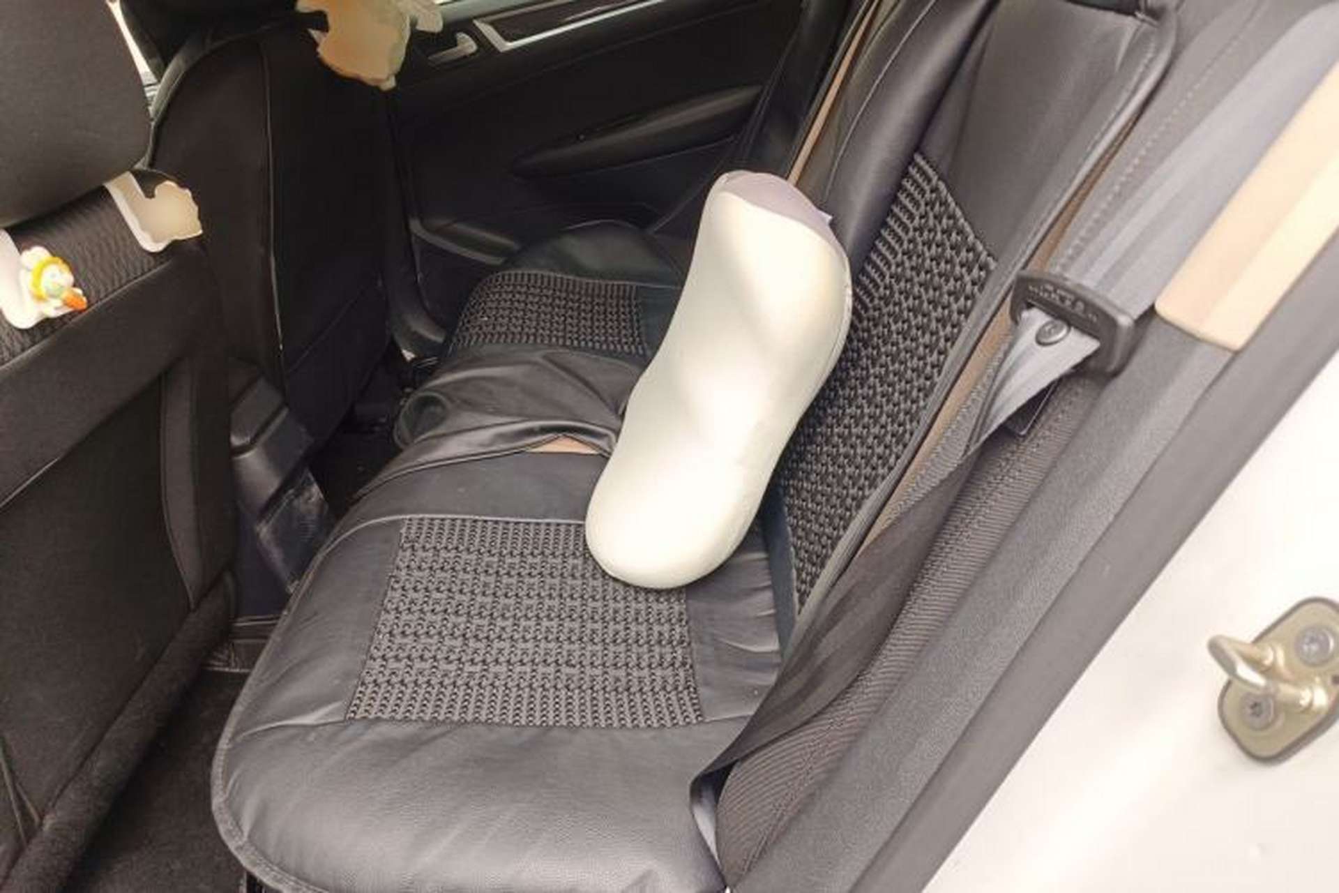 Used Peugeot 308 2014 Enjoyment Edition Classic 1.6L Automatic Fashion Model Left Rear Seat