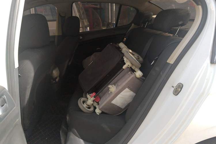 Used Peugeot 308 2014 Enjoy Edition Classic 1.6L Manual YouShang Model Left Rear Seat
