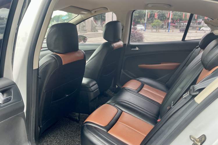 Used Peugeot 308 2014 Enjoy Edition Classic 1.6L Manual YouShang Model Left Rear Seat