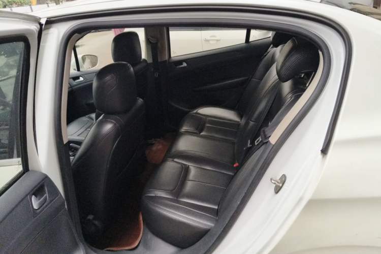 Used Peugeot 308 2014 Enjoy Edition Classic 1.6L Manual YouShang Model Left Rear Seat