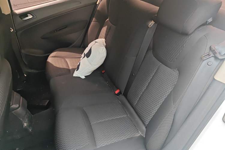 Used Peugeot 308 2014 Enjoy Edition Classic 1.6L Manual YouShang Model Left Rear Seat