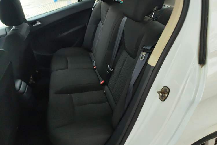 Used Peugeot 308 2014 Enjoy Edition Classic 1.6L Manual YouShang Model Left Rear Seat