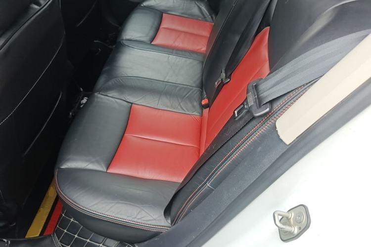 Used Peugeot 308 2014 Enjoyment Edition Classic 1.6L Automatic Fashion Model Left Rear Seat
