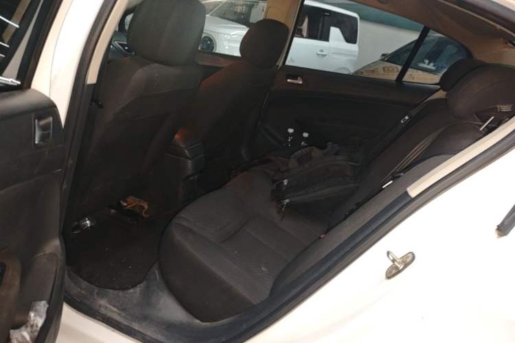 Used Peugeot 308 2014 Enjoy Edition Classic 1.6L Manual YouShang Model Left Rear Seat