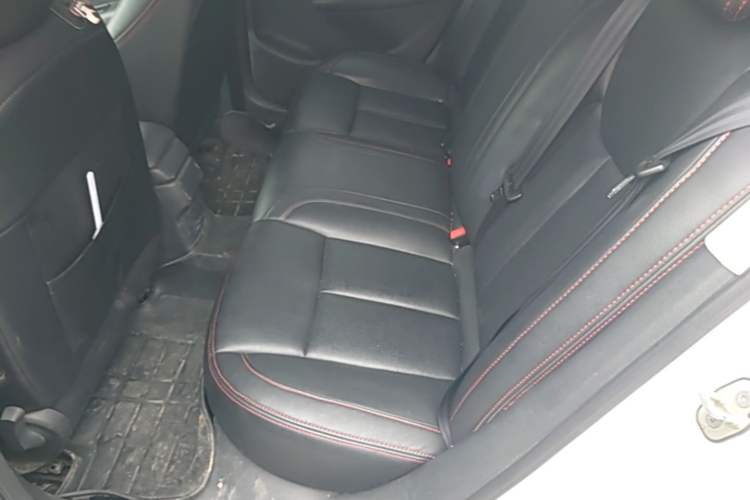 Used Peugeot 308 2014 Enjoyment Edition Classic 1.6L Automatic Fashion Model Left Rear Seat