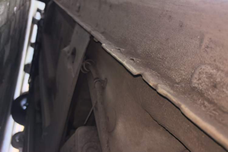 Used Peugeot 308 2014 Enjoyment Edition Classic 1.6L Automatic Fashion Model Left Side Sill