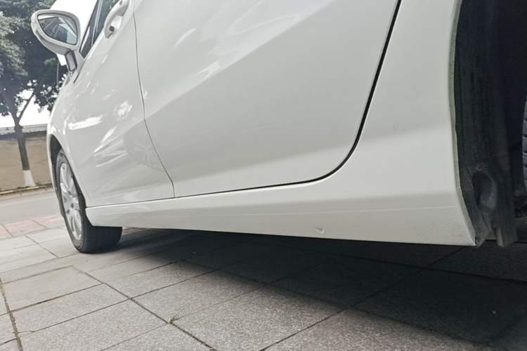 Used Peugeot 308 2014 Enjoyment Edition Classic 1.6L Automatic Fashion Model Left Side Sill