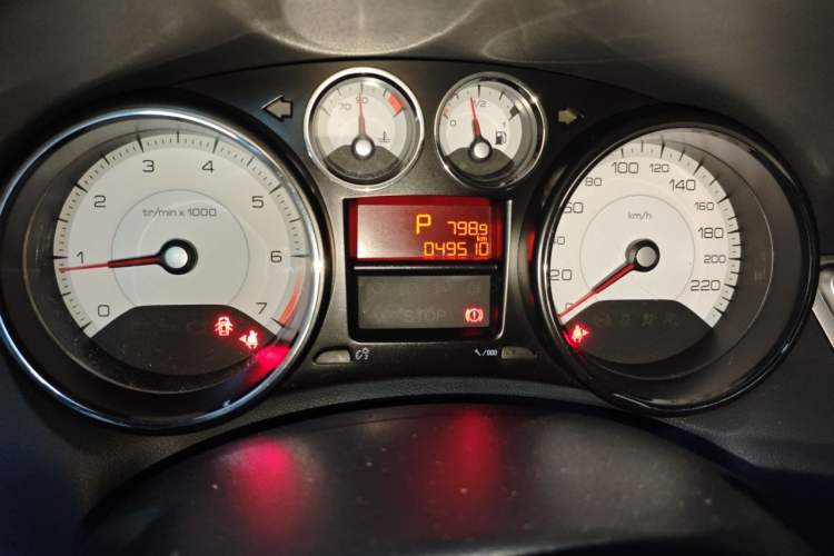 Used Peugeot 308 2014 Enjoy Edition Classic 1.6L Automatic Premium Model Odometer Close Up