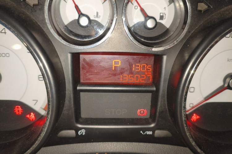 Used Peugeot 308 2014 Enjoy Edition Classic 1.6L Automatic Premium Model Odometer Close Up