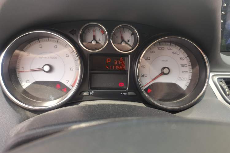 Used Peugeot 308 2014 Enjoy Edition Classic 1.6L Automatic Premium Model Odometer Close Up