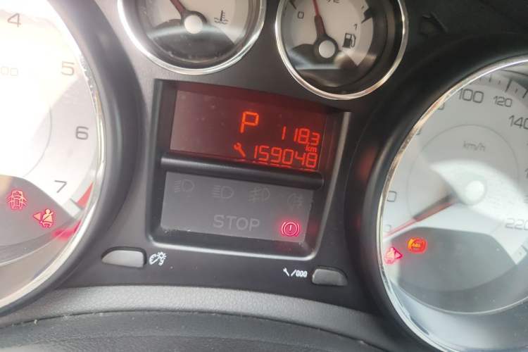 Used Peugeot 308 2014 Enjoy Edition Classic 1.6L Automatic Premium Model Odometer Close Up