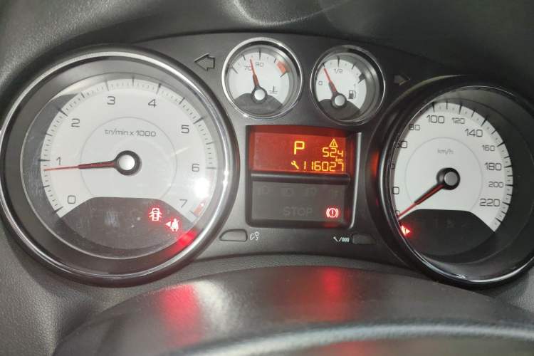 Used Peugeot 308 2014 Enjoy Edition Classic 1.6L Automatic Premium Model Odometer Close Up