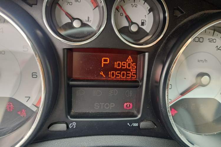 Used Peugeot 308 2014 Enjoy Edition Classic 1.6L Automatic Premium Model Odometer Close Up